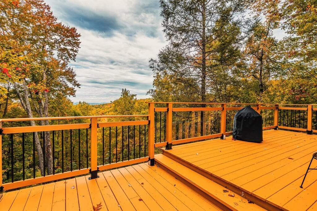 Secluded Mtn View New! 10 Mins To Gatlinburg Or Parkヴィラ エクステリア 写真