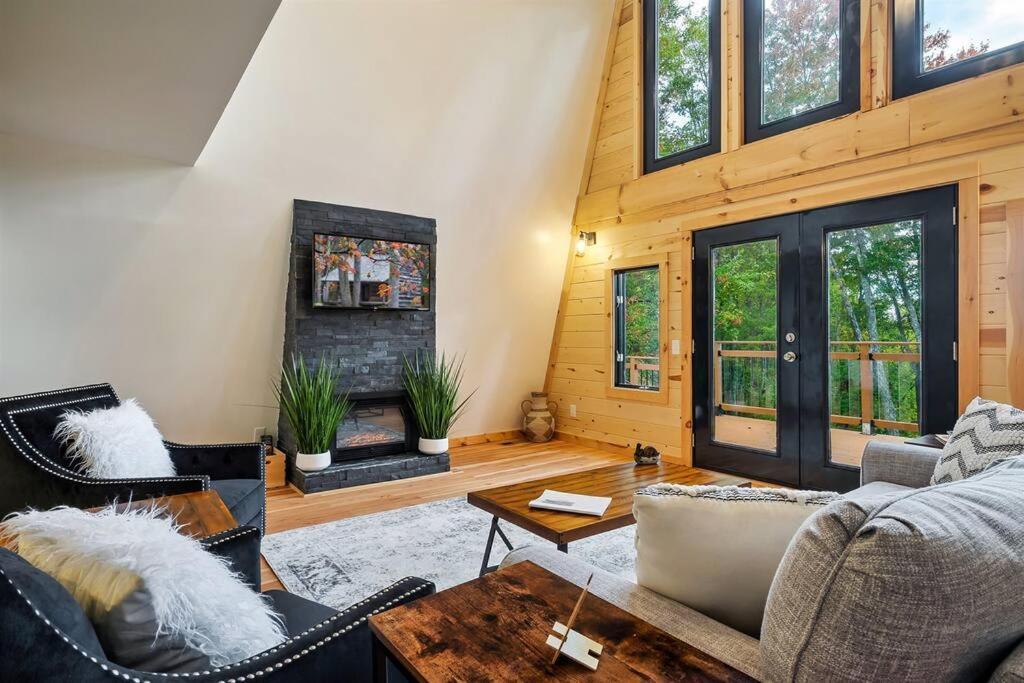 Secluded Mtn View New! 10 Mins To Gatlinburg Or Parkヴィラ エクステリア 写真